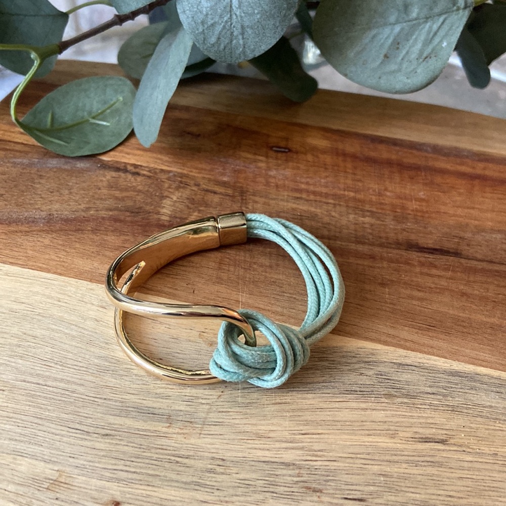 Green and gold bracelet